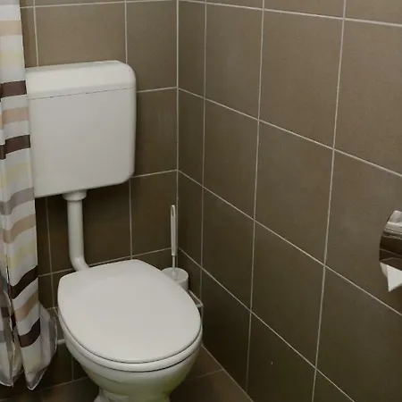Lägenhet Eperke Apartman Fuzfofurdo