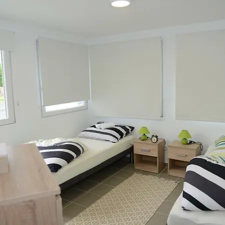Eperke Apartman Lägenhet *