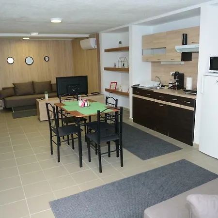 Lägenhet Eperke Apartman